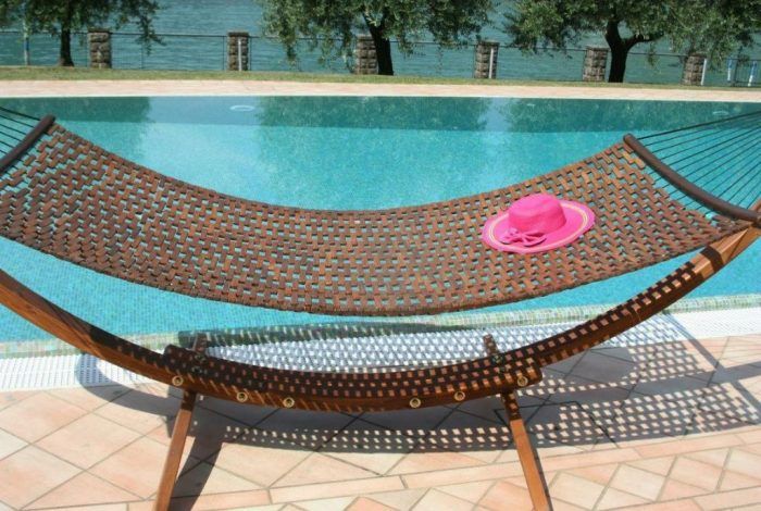 Дървен хамак