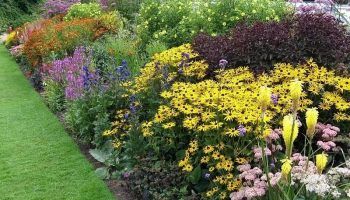 Градина на лятна вила