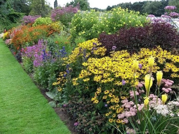 Градина на лятна вила