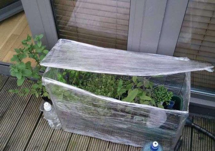 Κατασκευασμένο από stretch film