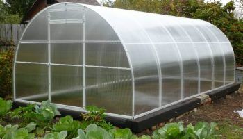 Готова оранжерия от поликарбонат