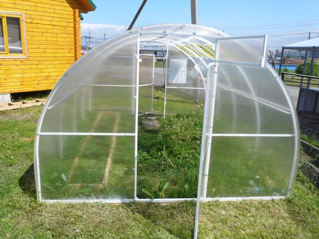 Оранжерия на обекта