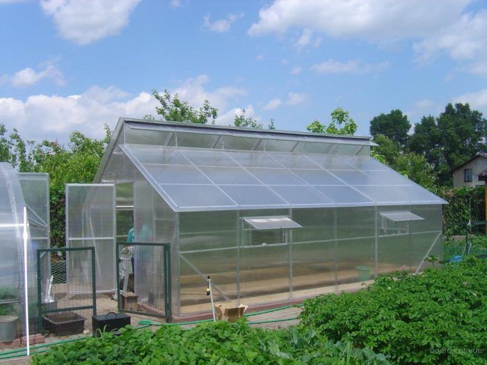 Оранжерия с два фрамуга