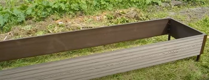 Огради на стойки Кофраж за градински лехи