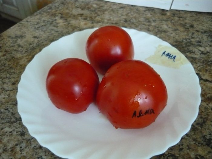 Ντομάτες Λιάνα