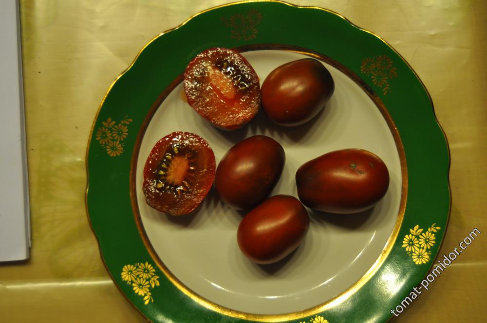 Черни домати Де Барао