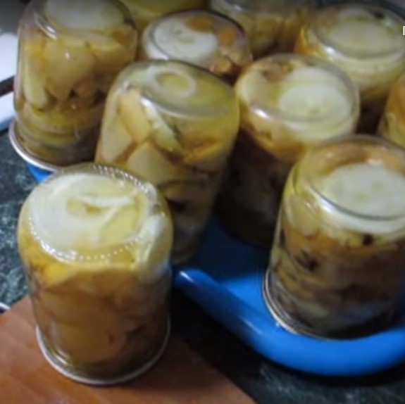 Мариноване на гъби Гъби в буркани
