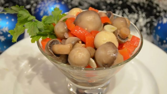 Мариновани манатарки с моркови