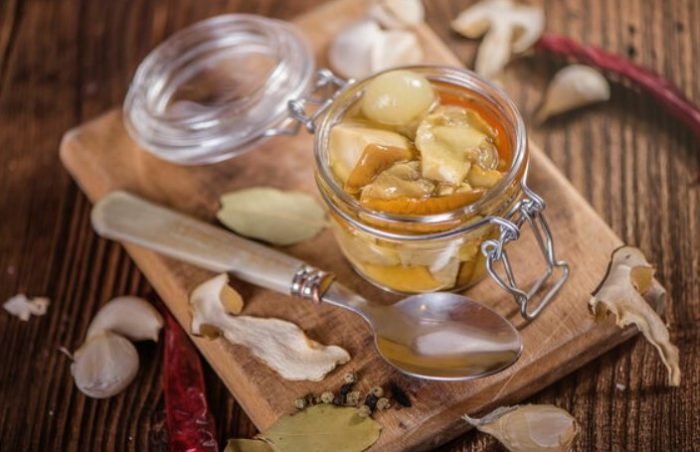 Манатарки с чесън