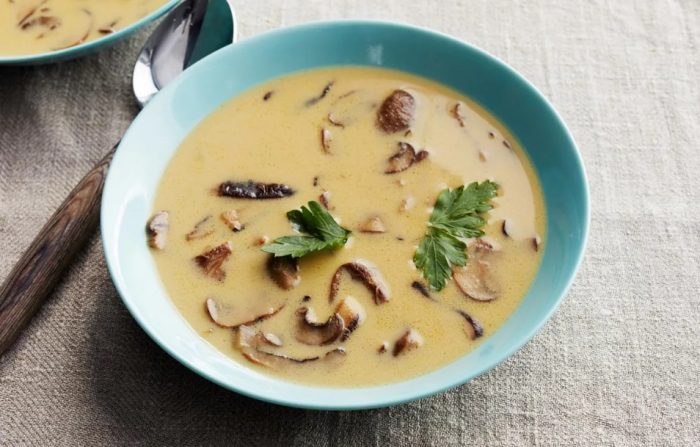 Крем супа с медени гъби