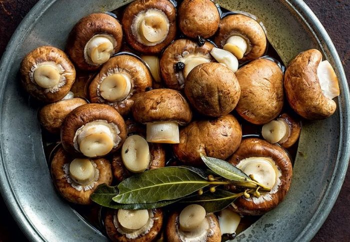 Мариновани кралски гъби