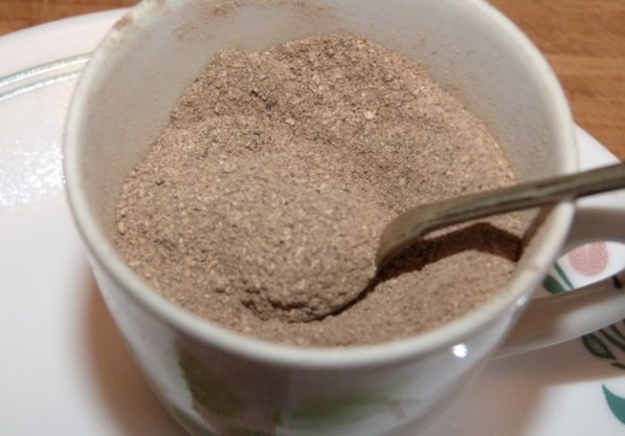 Прах в чаша