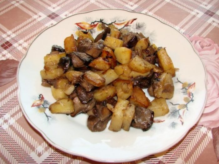 Прасенца и картофи