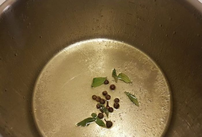 Добавяне на подправки