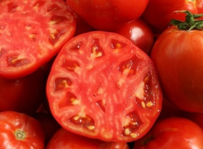 Плодове в секция