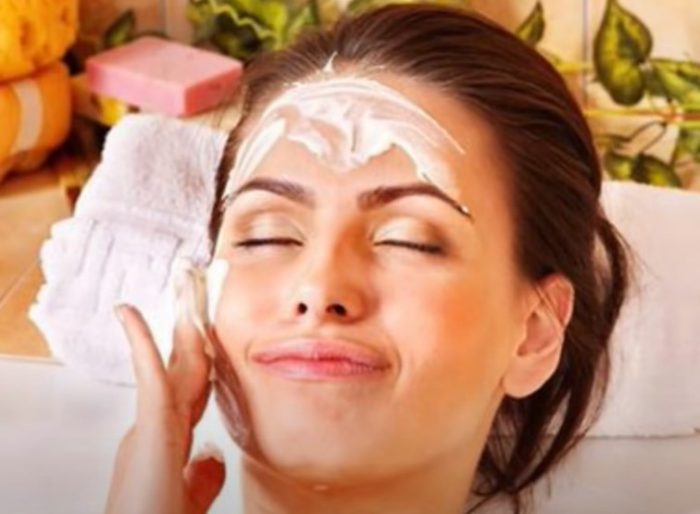 Амарантови маски