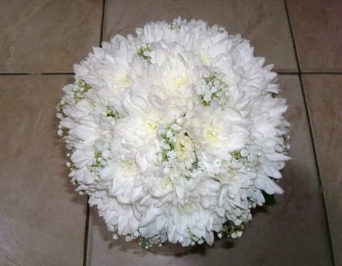 Букет от хризантеми