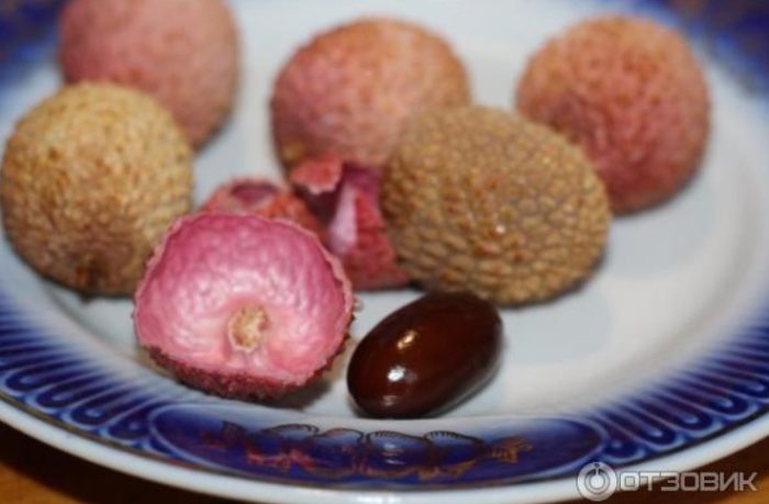 Личи кост и плод